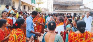 श्रीराम मंदिराच्या अक्षता कलश यात्रेचे कन्हाळगाव येथे मोठ्या आनंद उत्साहात स्वागत करतान्यात आले