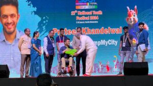 युवा महोत्सवातून राष्ट्रीय एकात्मतेचे दर्शन दुसऱ्या दिवशी सांस्कृतिक नृत्यांनी जिंकली युवकांची मने