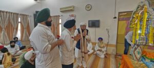 गुरु गोविंद सिंग अधर्म, अत्याचार आणि अन्याय विरोधात लढणारे ऐतिहासिक महापुरुष - आ. किशोर जोरगेवार • गुरु गोविंद सिंग यांच्या जयंती निमित्त पडोली येथील गुरुद्वारा येथे कार्यक्रमाचे आयोजन