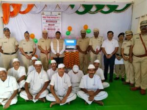 कारागृहातील बंद्यांसाठी बायोमेट्रिक टच स्क्रीन सुविधा जिल्हाधिकाऱ्यांच्या हस्ते उद्घाटन, अद्ययावत पाकगृहाचे भूमिपूजन
