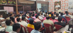 लोकनेते ना. सुधीर मुनगंटीवार यांच्या प्रचारार्थ घुग्घुस येथे बुथ प्रमुखांची बैठक संपन्न