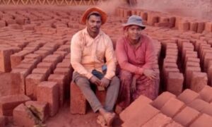 अलीकडच्या काळामध्ये घर बांधणीसाठी जांभ्या दगडाला मोठ्या प्रमाणात पसंती.