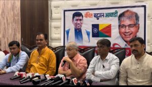 महाविकास आघाडी आणि भाजपमधे मैच फीक्सींग - ॲड. बाळासाहेब आंबेडकर • चंद्रपूरच्या सभेत वंचितची तोफ कडाडली