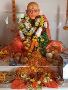 श्री स्वामी समर्थ मंदिर राणेची वाडी तळा येथे मूर्ती प्रतिष्ठापना सोहळा संपन्न. 