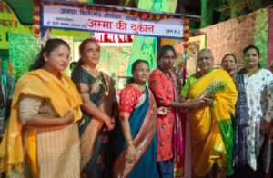 अम्मा यांच्या हस्ते शहरातील दुसऱ्या अम्मा की दुकान उपक्रमाचे उद्घाटन • निराधार महिलांच्या सक्षमीकरणासाठी आमदार किशोर जोरगेवार यांचा उपक्रम