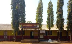 न्यू इंग्लिश स्कूल नेवरुळ १० वी चा निकाल १०० टक्के सर्व यशस्वी विद्यार्थ्यांचे स्कुल चेअरमन रविंद्र लाड यांनी केले अभिनंदन