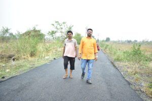 लोणी ते नारंडा रस्त्याचे डांबरीकरण काम पूर्ण भारतीय जनता युवा मोर्चाचे जिल्हा उपाध्यक्ष आशिष ताजने यांच्या अथक प्रयत्नांना यश