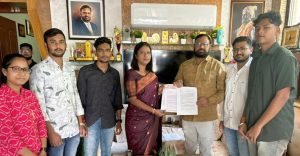 फार्मसी परीक्षेत आकारल्या जाणाऱ्या अवाजवी शुल्काद्वारे उमेदवारांचे आर्थिक शोषण : डॉ. अभिलाषा गावतूरे