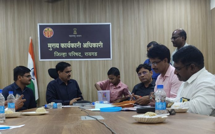 जिल्ह्यातील २१ दिव्यांग लाभार्थ्यांना मिळणार फिरत्या वाहनावरील दुकान