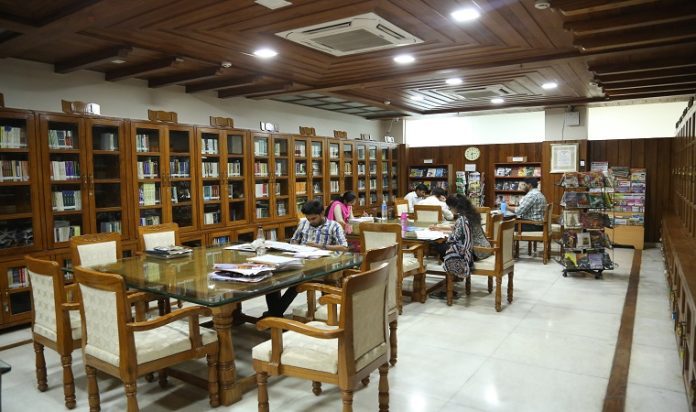 सेवक (ग्रंथमित्र) पुरस्कार सन २०२३-२४ साठी अर्ज सादर करावेत
