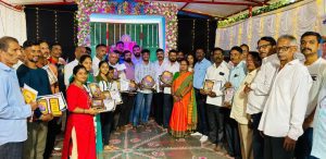 समर्थ विचार फाउंडेशन आयोजित गणेशसजावट स्पर्धेमध्ये अनिल पाटील प्रथम