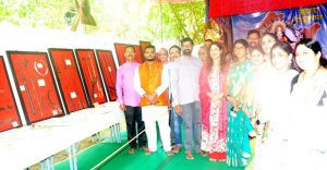 नागाव कवळेपाडा येथे शिवकालीन शस्त्र प्रदर्शन नवतरूण नवरात्रौत्सव मंडळाचा स्तुत्य उपक्रम