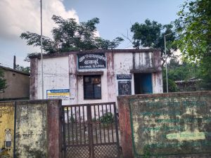 वडसखुर्द ग्रामपंचायत महिन्यामागून महिना बंद राहिल्याने घरकुलाच्या कागदपत्रांमध्ये होते आहे अडचण 