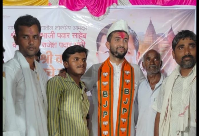 मौजे हुस्सा येथील काशी तीर्थ यात्रा दर्शन केलेल्या भाविकांनी महाप्रसादाच्या कार्यक्रमात आमदार राजेश पवार यांच्या ऐवजी त्यांच्या सुपुत्रावर भागविला कार्यक्रम....