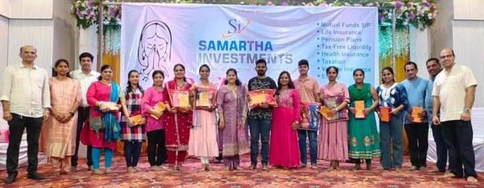 समर्थ इन्व्हेस्टमेंट्स आयोजित रांगोळी स्पर्धेत रंगले अवघे अलिबाग
