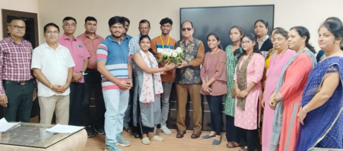 सरदार पटेल महाविद्यालयातील ६ विद्यार्थ्यांचे यश