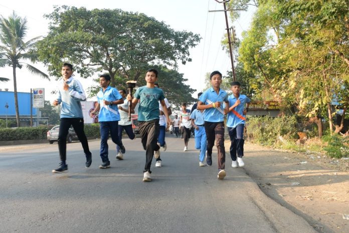 कर्तृत्वाने महाविद्यालयाचे नाव लौकीक करा पोलीस निरीक्षक किशोर साळे यांचे विद्यार्थ्यांना आवाहन