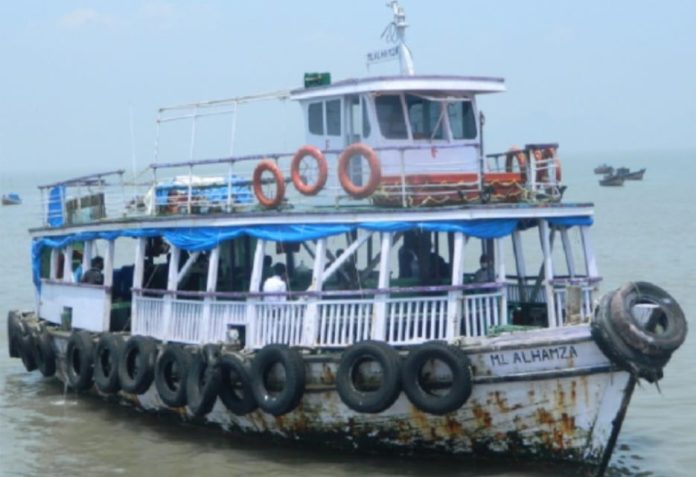बोट दुर्घटनेमुळे पर्यटकांची संख्या रोडावली