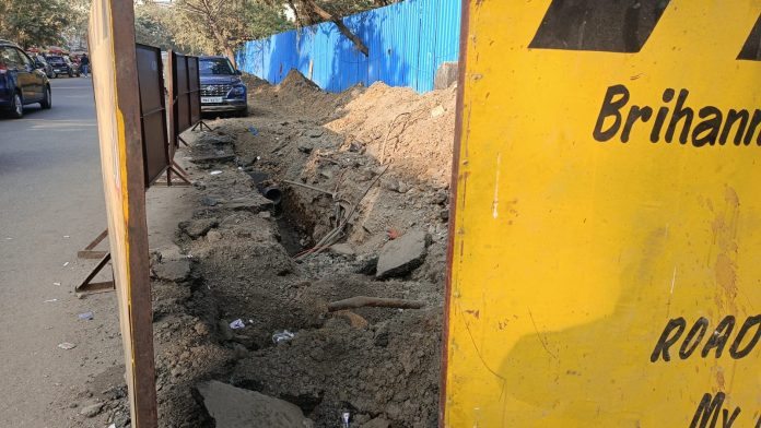 मुंबईच्या दूषित हवेचे प्रदूषण रोखायचे कसे, हवामान विभाग व महापालिकेला पडला प्रश्न.