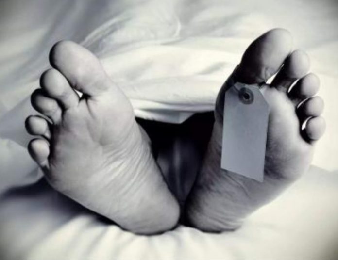बायकोच्या जाचाला कंटाळून नवऱ्याची आत्महत्या,पोलिसाना मिळाली चिट्ठी.