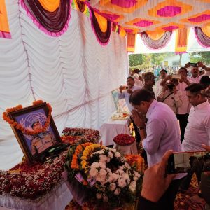 शहीद जवान सुयोग कांबळे यांना नारंगी येथे लष्कराची मानवंदना