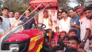 अलिबाग मधील भव्य हिंदकेसरी शर्यतीमध्ये मोहन म्हात्रे यांची बैलगाडी प्रथम