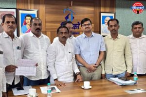 खारघर-तळोजा परिसरातील गृहसंकुलांच्या समस्यांवर आमदार प्रशांत ठाकूर आणि सहव्यवस्थापकीय संचालक शांतनू गोयल यांच्या उपस्थितीत सकारात्मक चर्चा