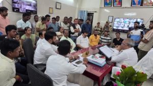 आमदार किशोर जोरगेवार यांच्या हस्तक्षेपामुळे सुरक्षा रक्षकांना दिलासा

निर्माणाधीन शासकीय वैद्यकीय महाविद्यालय, चंद्रपूर येथील थकीत वेतनाचा प्रश्न अखेर मार्गी